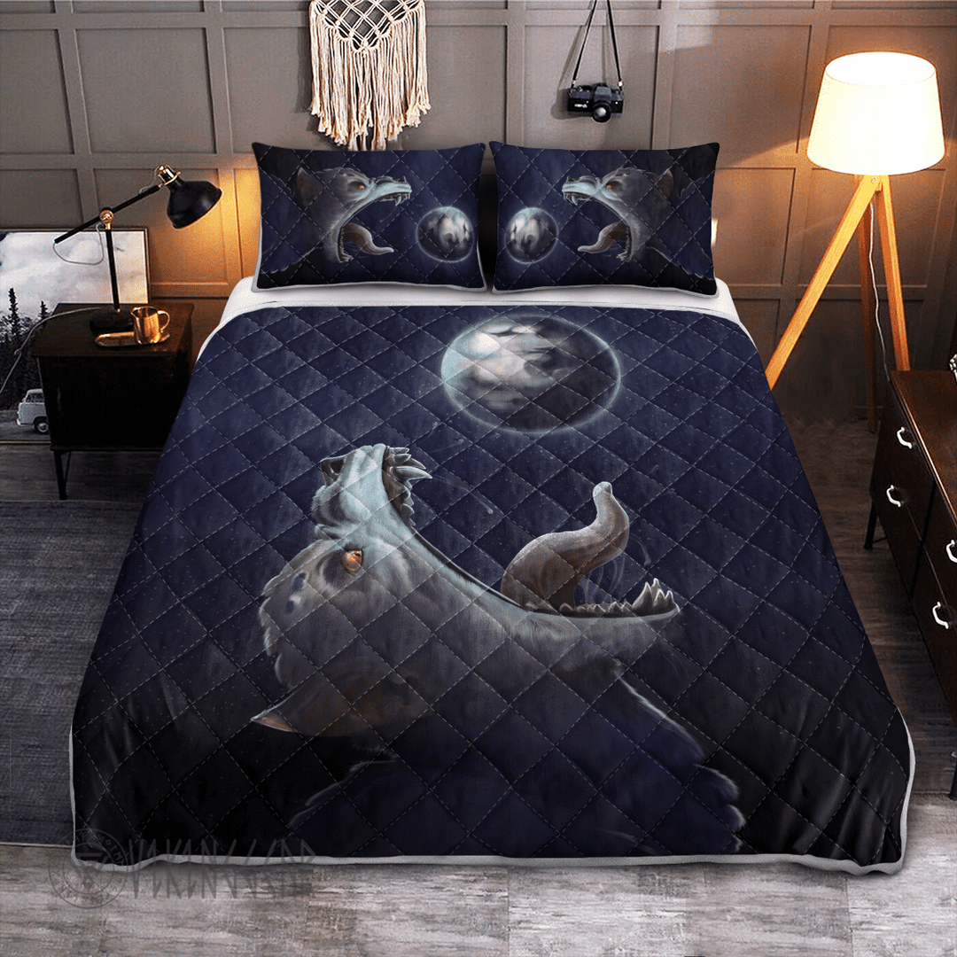 Theonederland - Fenrir Wolf trying to swallow the moon Viking Quilt Set