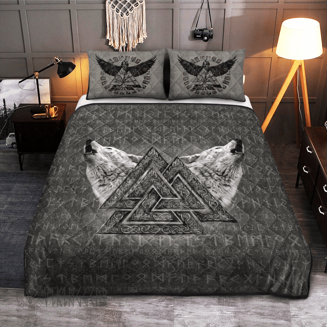Theonederland - Wolf With Valknut And Rune Background Viking Quilt Set